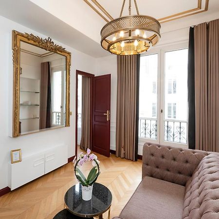 Champs Elysees - Lincoln Appartements ปารีส ภายนอก รูปภาพ